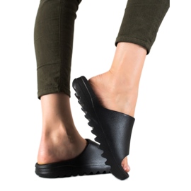 Seastar Comfortable Black Slippers