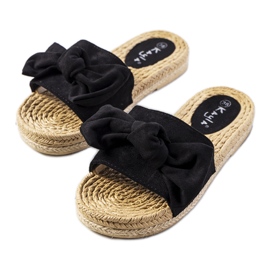 Black slippers with a Madelen bow Black slippers with a Madelen bow