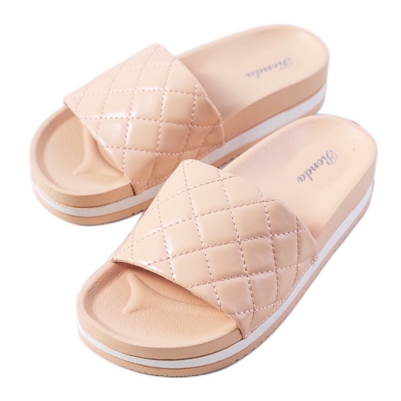 Hassell pink quilted slippers