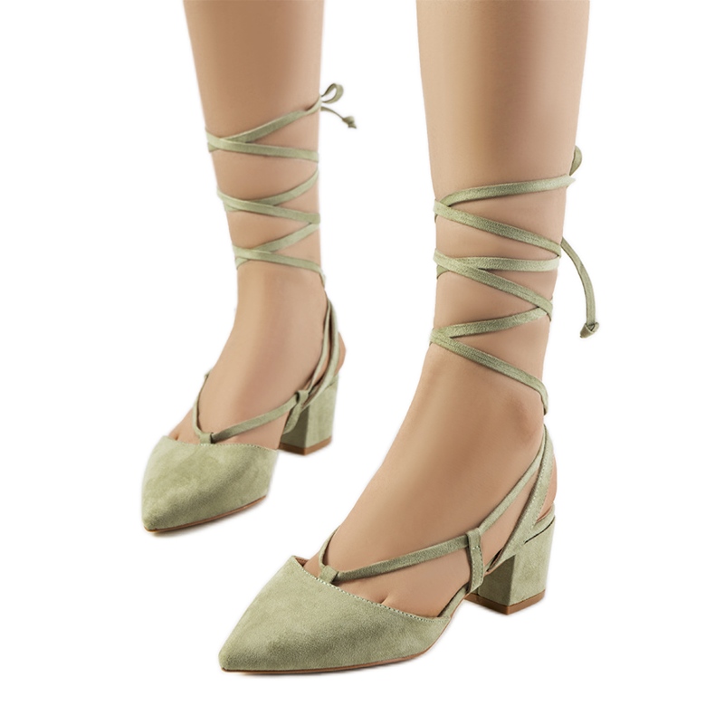 Green lace-up pumps on the Victoris post Green lace-up pumps on the Victoris post