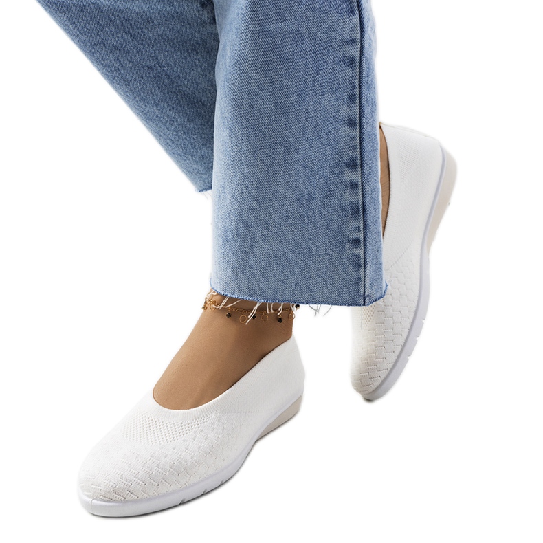 Bellion women's beige sneakers ecru