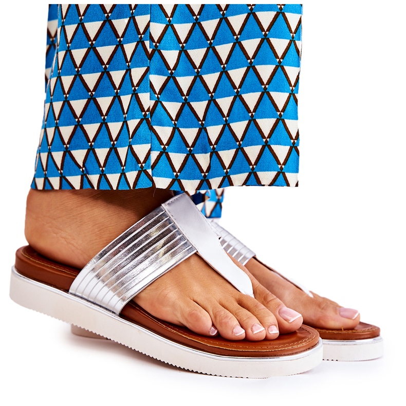 Women's Slippers Flip-flops On The Platform White and Silver Morissa