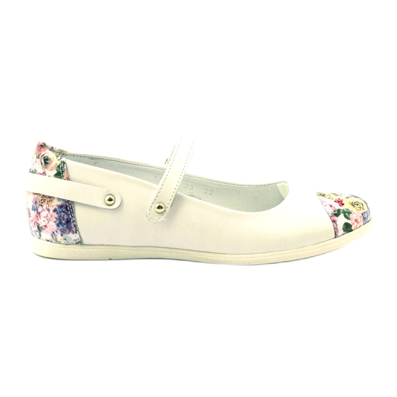 Girls' leather ballerinas with white flowers Bartek