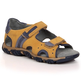 Boys' sandals with velcro camel Kornecki 6188 yellow