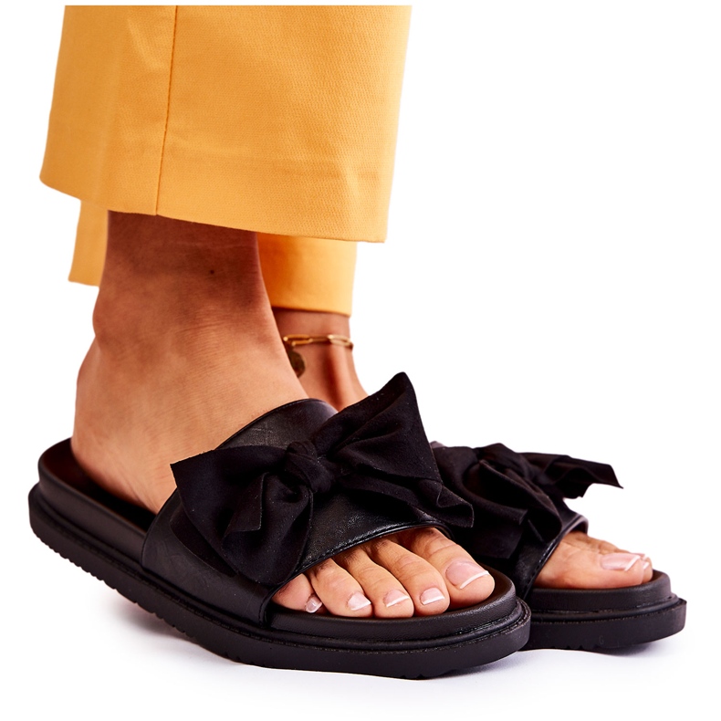 PJ1 Classic Women's Leather Slippers With A Bow Black Dessy