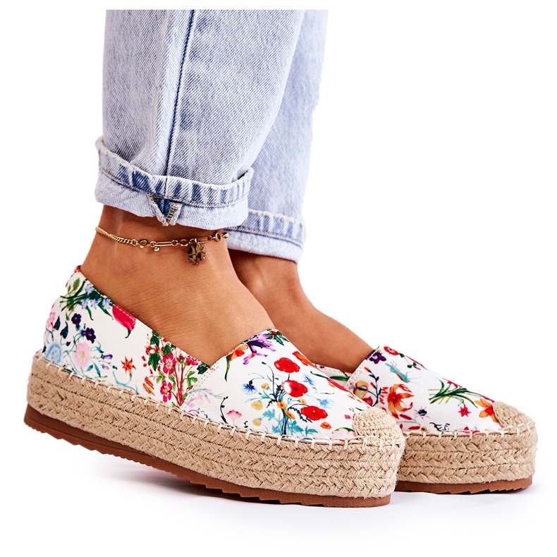 FS3 Fashionable Slip-On Espadrilles In White Morice Flowers multicolored