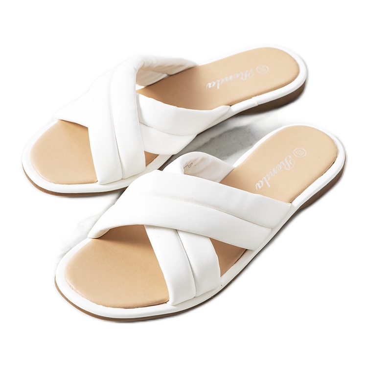 Women's white Thines slippers Women's white Thines slippers
