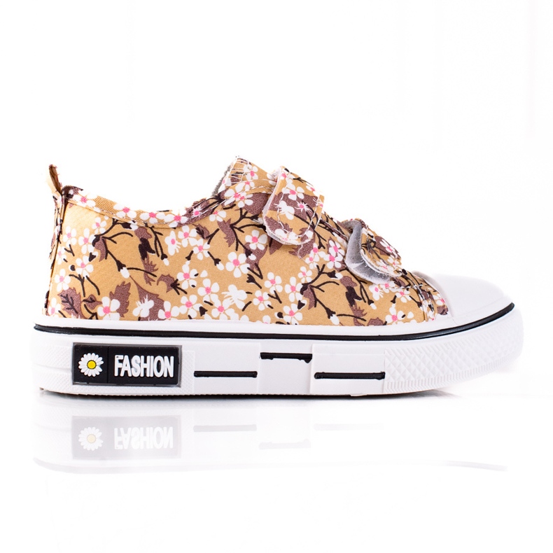Shelovet children's sneakers with beige flowers white brown Shelovet children's sneakers with beige flowers white brown