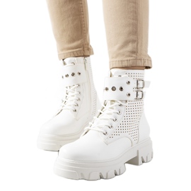 White ankle boots on a trapezoidal Rubeo sole White ankle boots on a trapezoidal Rubeo sole