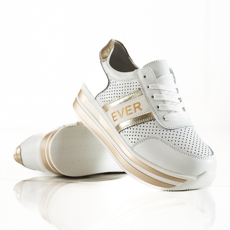 SHELOVET White leather sneakers on the Goodin platform