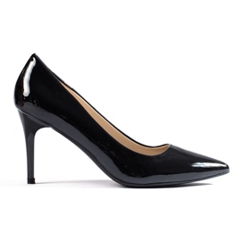 Goodin Black lacquered Shelovet heels