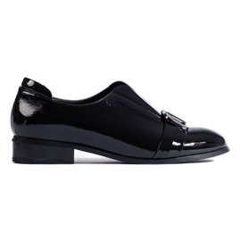 Elegant black shoes by W. Potocki Elegant black shoes by W. Potocki
