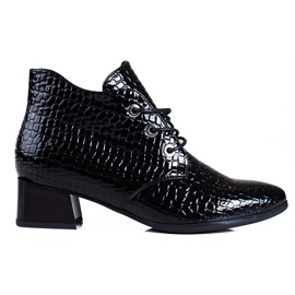 Black Vinceza women's low boots with lacing