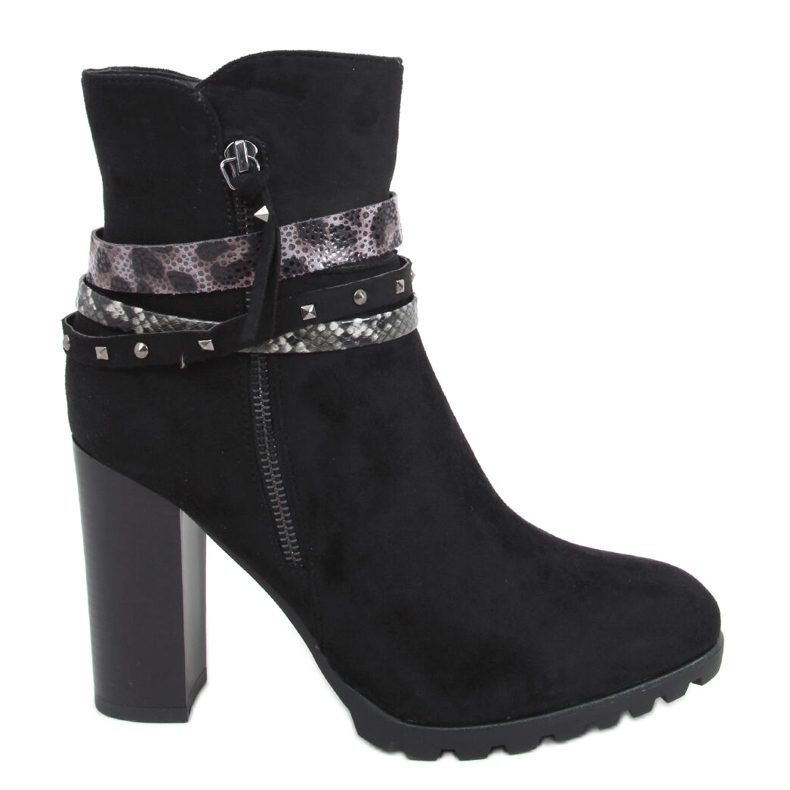 Black Soma Black high heels