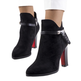 Black Deshi high heels