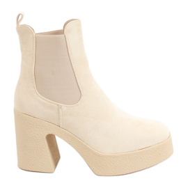 Boots on rubber heel Amelda Beige