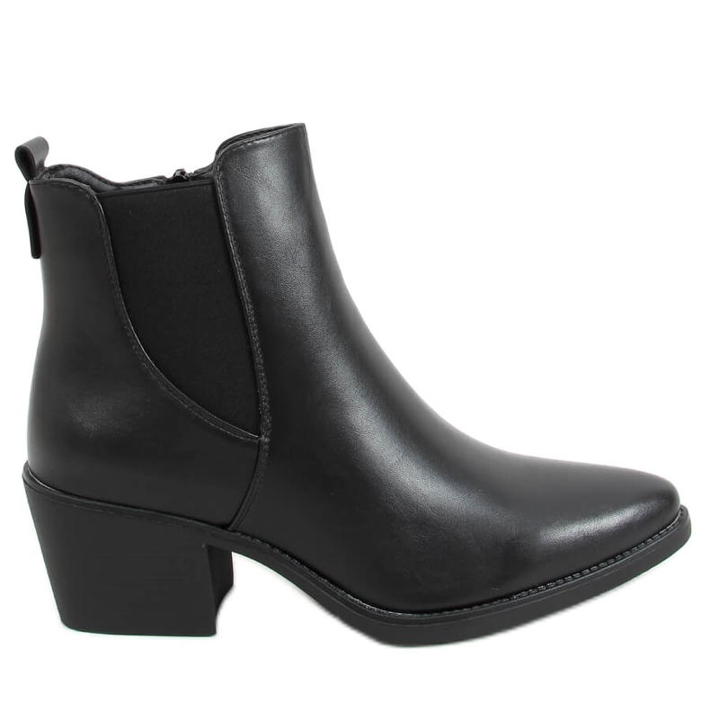 Melba Black low-heeled boots