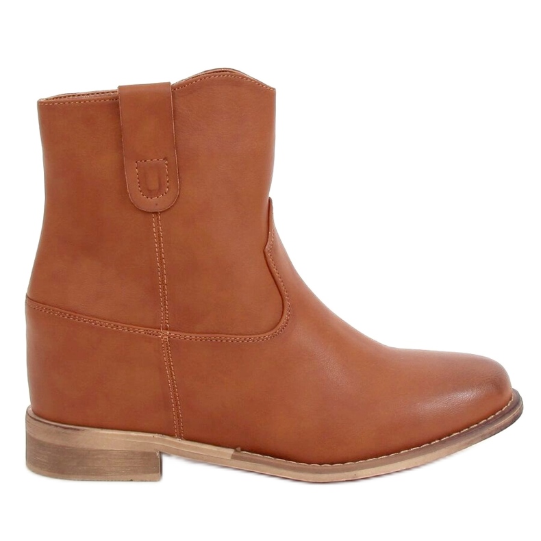 Boots on a hidden Austin Camel wedge heel brown