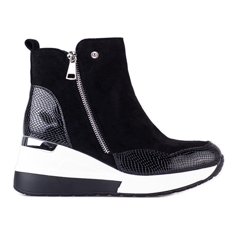 Black sports women's boots on a white wedge Shelovet
