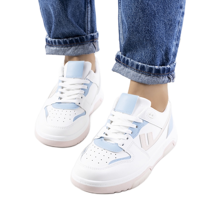 Arsan women's white sneakers