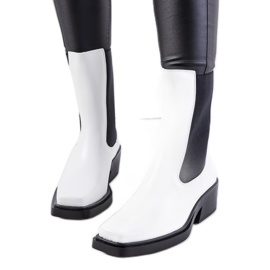 White Maret boots White Maret boots