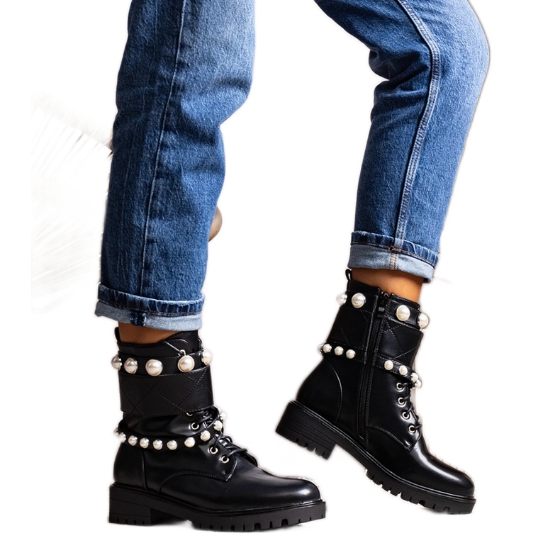 Black boots with Carvala pearls
