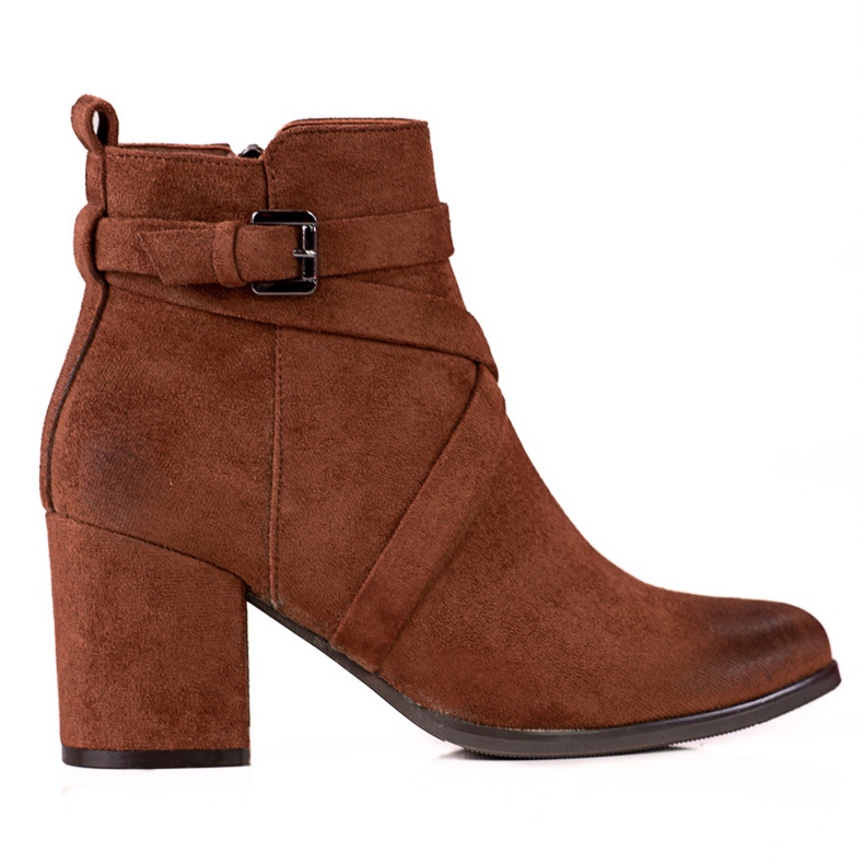 Classic women's boots on the Shelovet post brown
