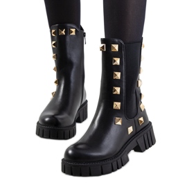 Black boots from Pinhais