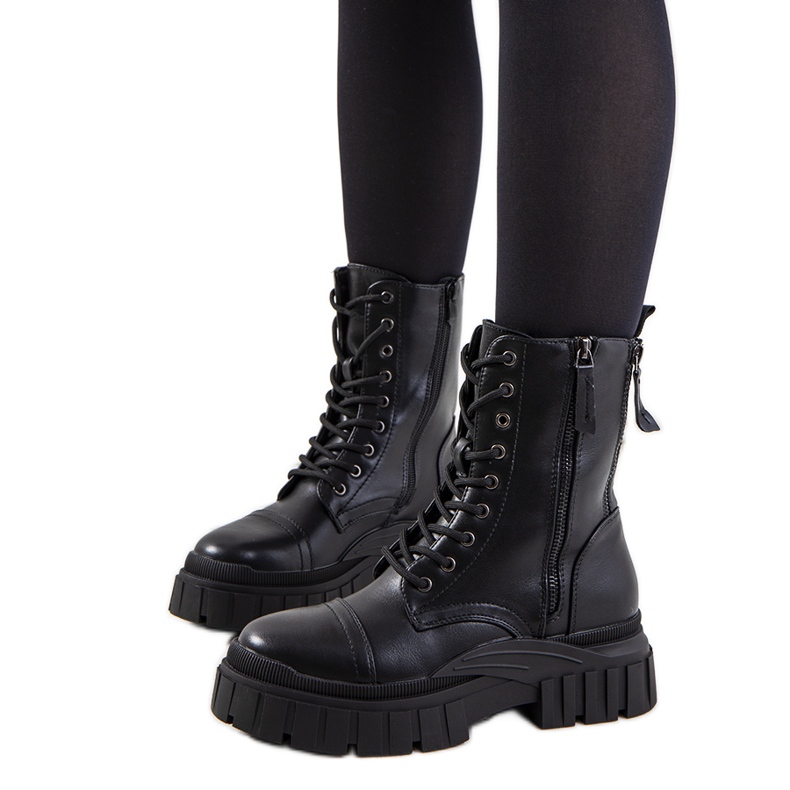 PA1 Black Leeside boots