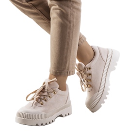 Ladies' beige Lowa shoes