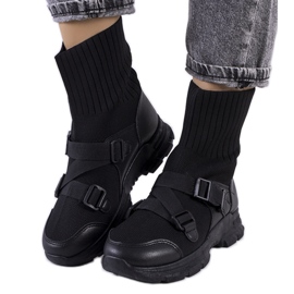 Black saker sneakers