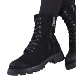 Black Worcester trappers