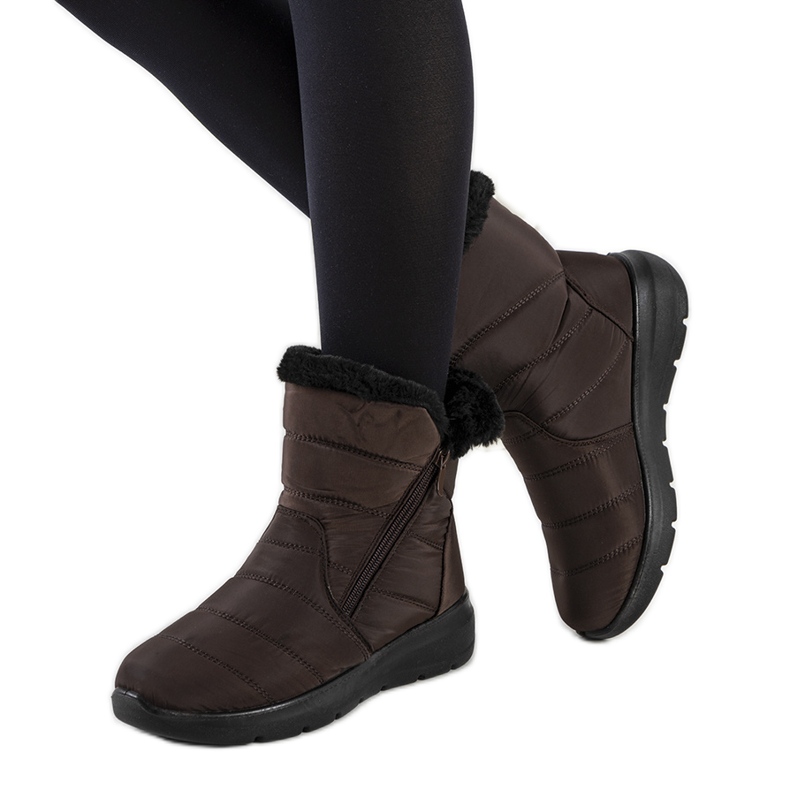 Brown quilted boots from Blibrey