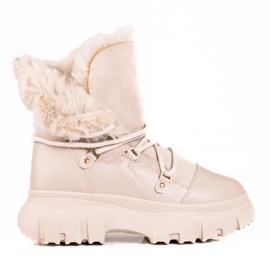 Beige women's snow boots with Shelovet fur