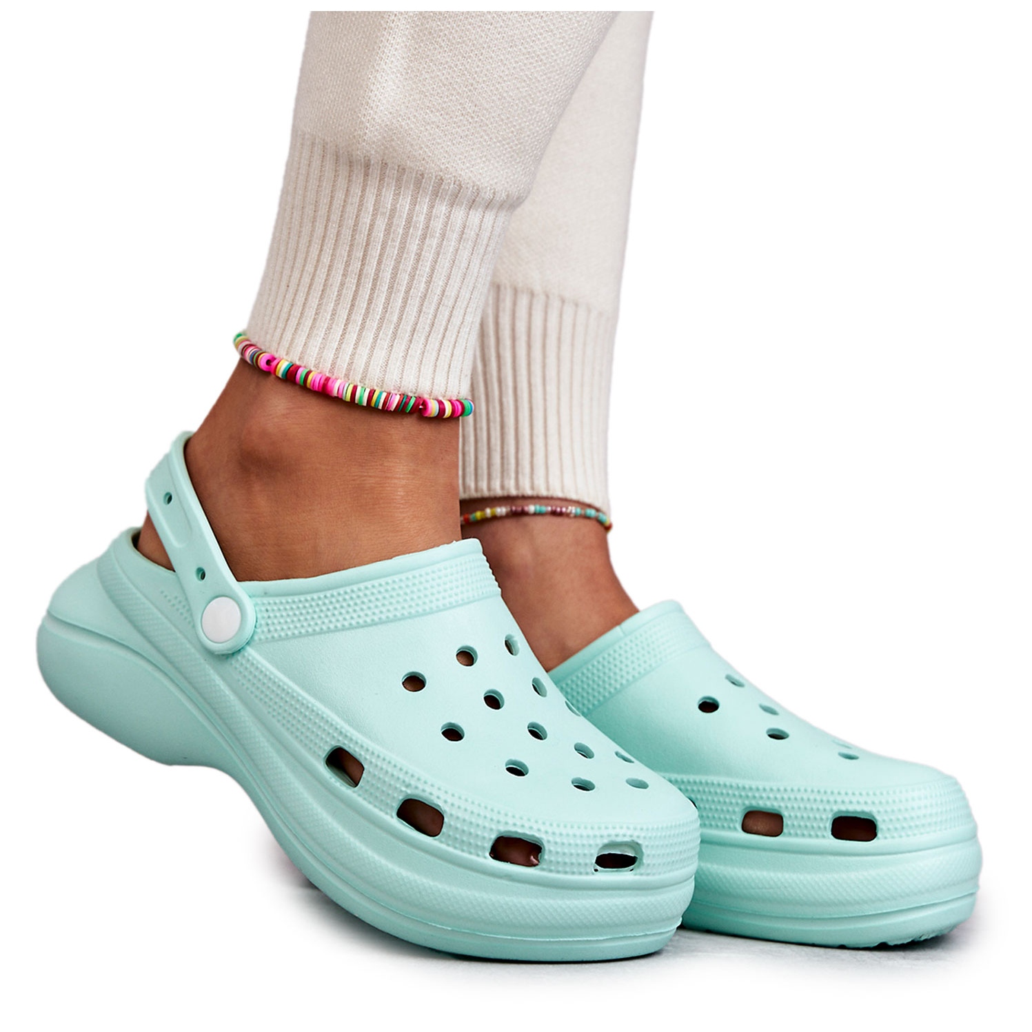 FS1 Women s Foam Slippers Mint Crocs Coline green