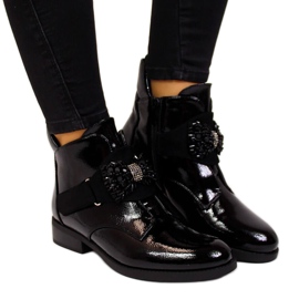 S.Barski Women's boots, insulated lacquered with a black bow by S. Barski