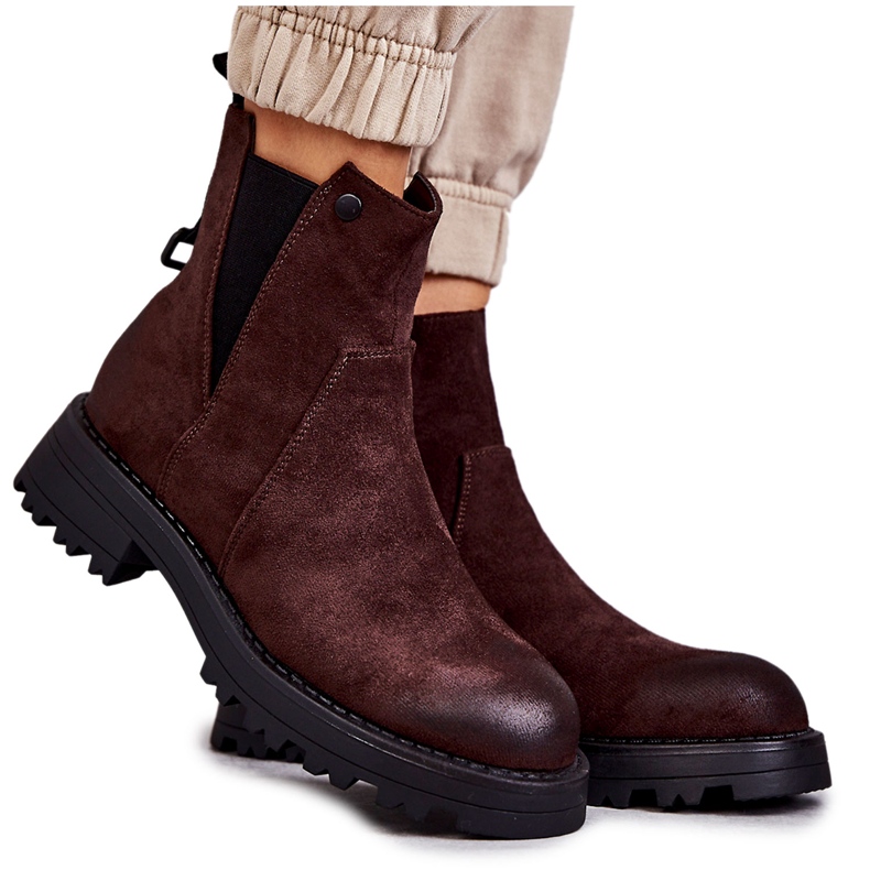 PJ1 Suede Warm Boots On A Flat Heel Brown Salome