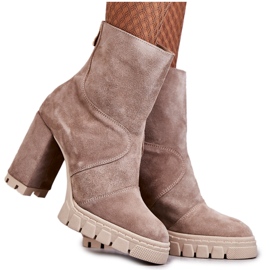 Suede Boots On High Heel Beige Elia