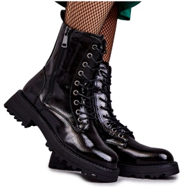 Leather Boots On Flat Heel Black Estela