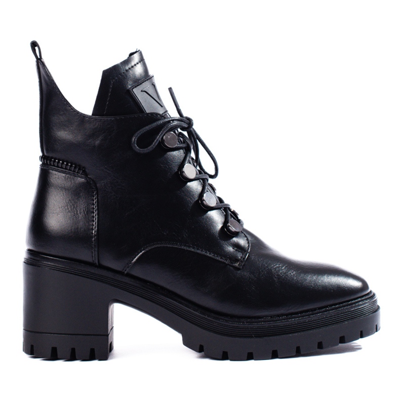 Vinceza Shelovet laced women's boots on a black post