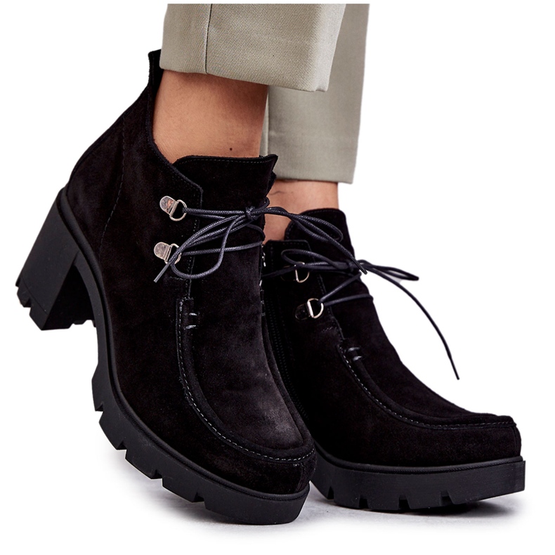 Women's Suede Boots Tied Black Marianne