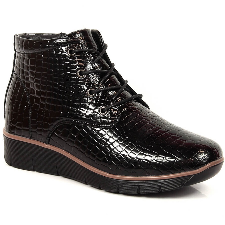 Leather lacquered ankle boots with black insulated Filippo