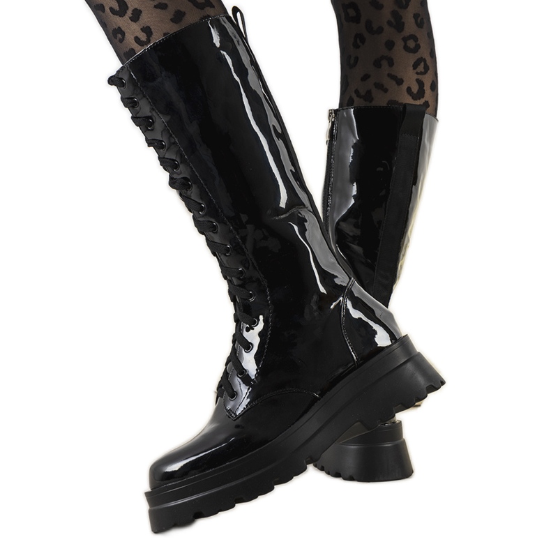 Black patent leather Fora boots