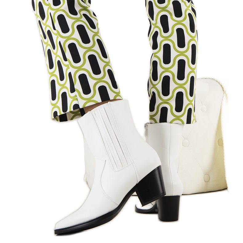 Bento white cowboy boots Bento white cowboy boots