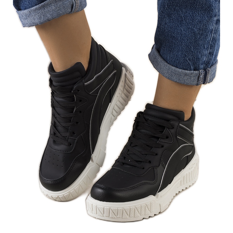 Black Clyme ankle sneakers