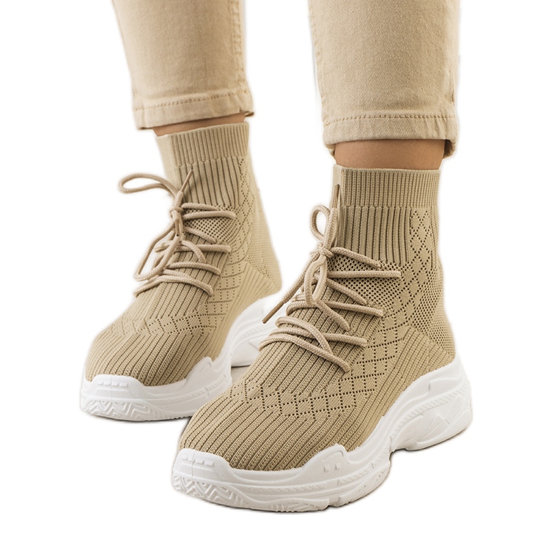 Dowden beige socks
