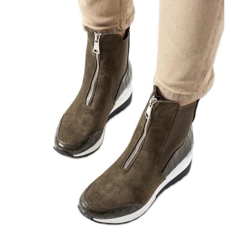 Green sneakers on the Triaca wedge