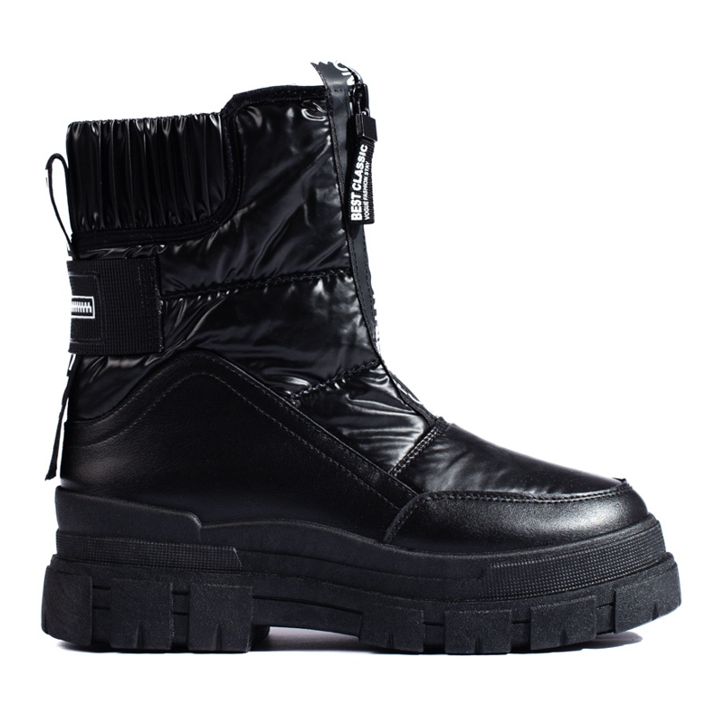 Women's snow boots on the Vinceza black platform