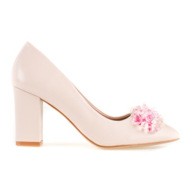 Ladies' beige pumps with Shelovet decorations