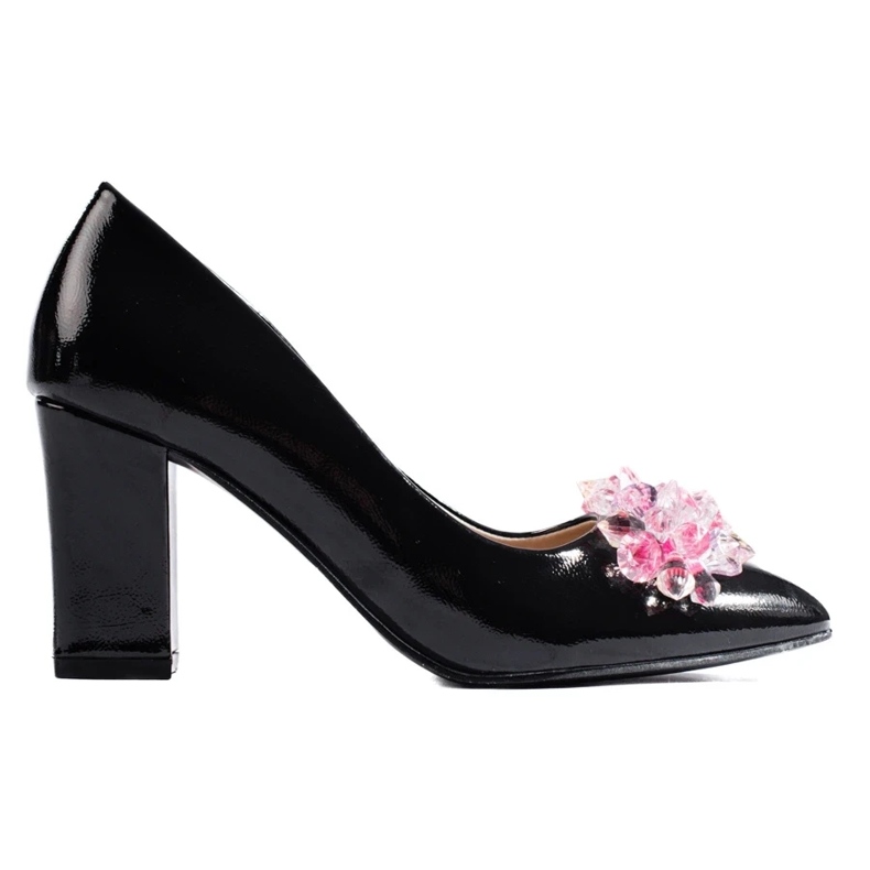 Black women's pumps with decorations